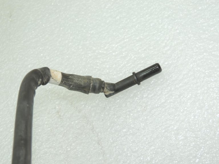 Volvo V60, S60, V70 2.0D degvielas caurule (ieplūdes caurule) dīzeļdegvielai 31329237 OEM