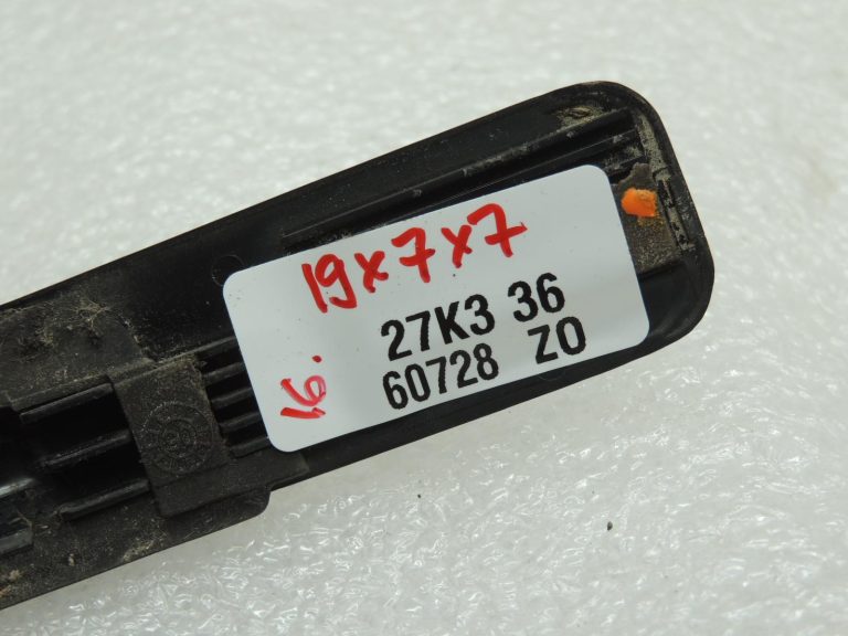 Nissan Navara D40 aizmugurējā kreisā jumta līste, dekoratīvā līste 73883EB360