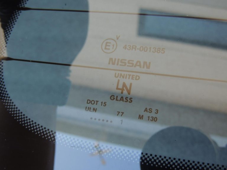 Oriģināls „Nissan Navara“ D40M aizmugurējais logs kabīnei OE 79700EB300 3.0 dCi V6 V9X