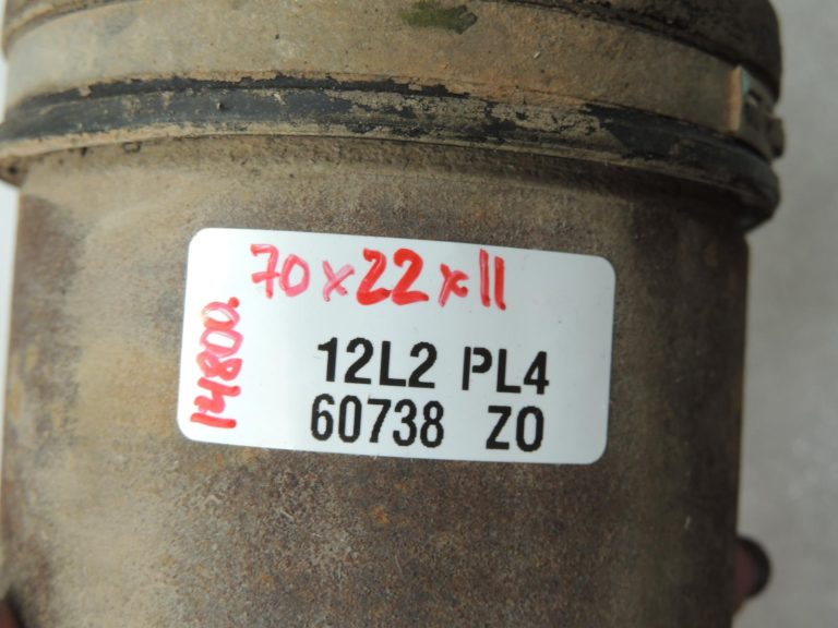 Komplekts „Nissan Navara D40M“ priekšējā piedziņas vārpsta (kreisā un labā puse) 391005X20A 3.0 dCi V6