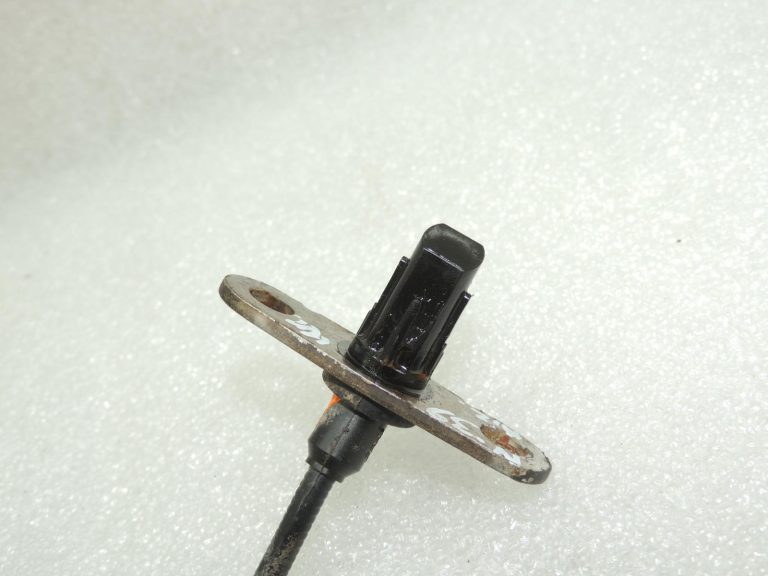 Oriģināls Nissan Navara D40M aizmugurējais kreisais riteņa apgriezienu sensors 47901EB300 3.0 V6