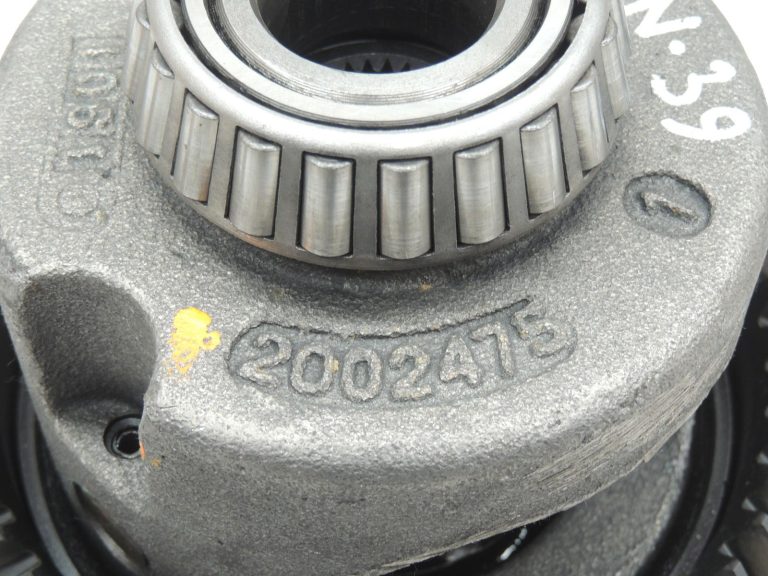 Nissan Navara II D40 3.0DCi aizmugurējās ass diferenciāļa zobratu pāris 3.133 38100EB06B
