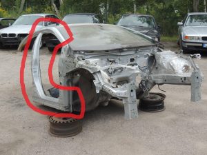 Toyota Corolla E210 statnis labā puse