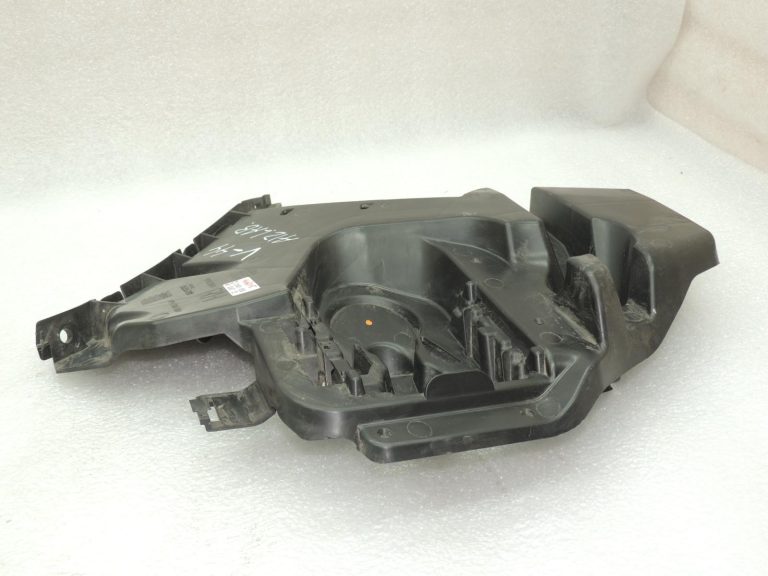 Volvo V40 Cross Country aizmugurējā labās puses bufera kronšteins 31395092, oriģināls