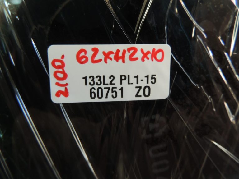 Oriģināls Nissan Navara D40M aizmugurējais kreisais sānu logs (OE 82301EB320) 3.0 V6