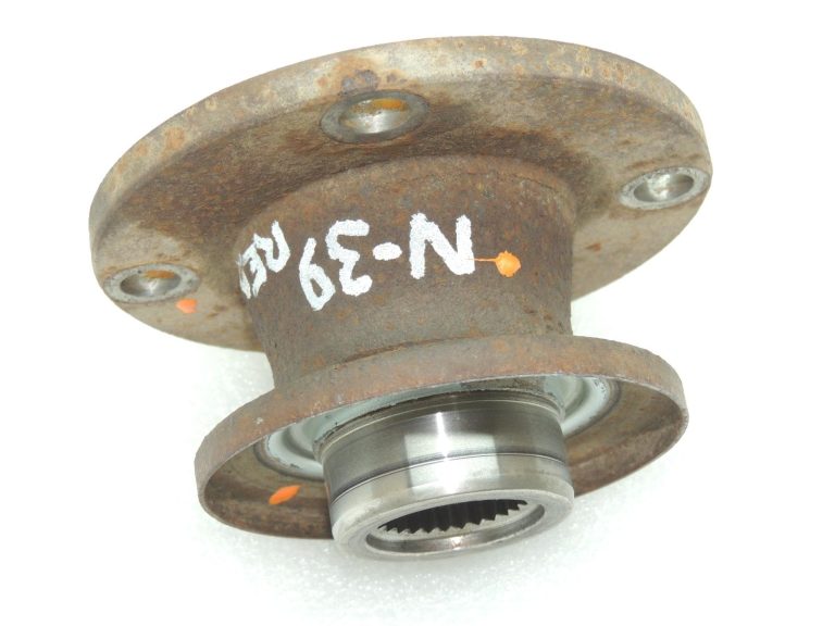 Oriģināls „Nissan Navara D40M“ kardāna vārpstas atloks OE 382108S100 3.0 dCi V6