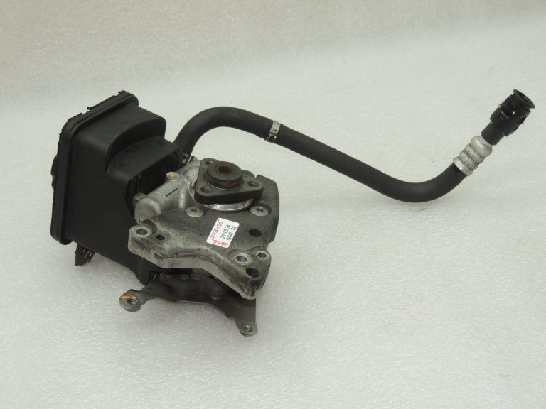 BMW E60 E61 530d M57N2 stūres hidrauliskā sūkņa servosūknis 32416783431 OEM