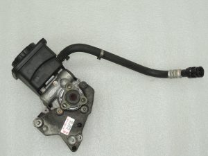BMW E60 E61 530d M57N2 stūres hidrauliskā sūkņa servosūknis 32416783431 OEM