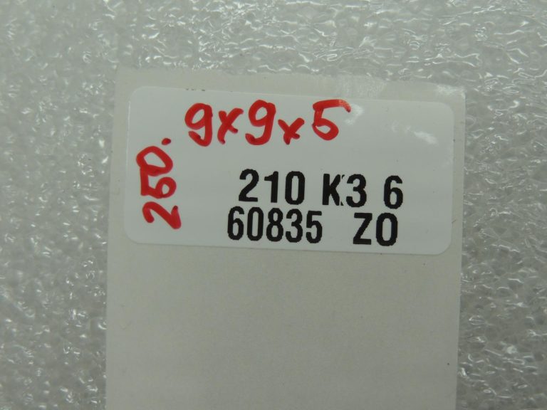 Toyota Corolla E210 1.2 vārpstas sensora vadības vārsts 15370-47010 oriģināls