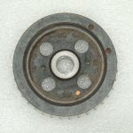 Toyota Corolla E210 1.2T siksnas rullītis, kloķvārpsta 13470-47100 134700Y050 OE