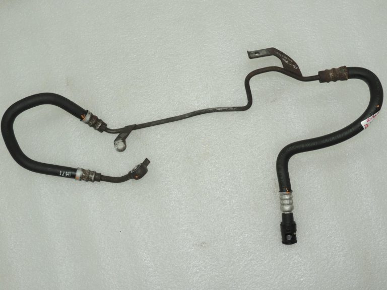 BMW E60 E61 530d M57N2 stūres hidrauliskā caurule (atgriezes caurule) 32416766413 OEM
