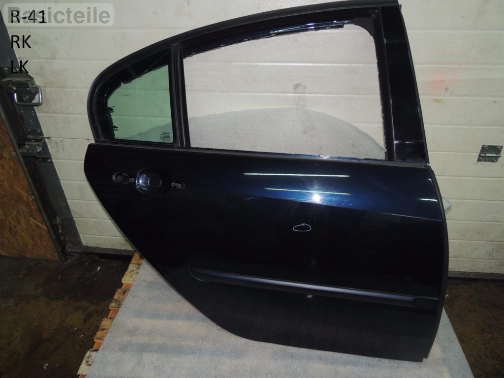 Renault Laguna III 3 двери задняя правая цвет Twilight Blue NV 472 двери задняя правая