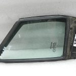 Toyota Corolla E210 oriģinālais trīsstūrveida logs priekšā pa labi 6821512010