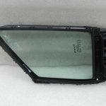 Toyota Corolla E210 oriģinālais trīsstūrveida logs priekšā pa labi 6821512010