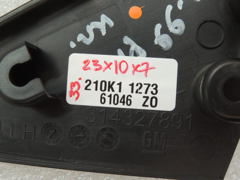 Opel Zafira C Tourer priekšējā kreisā loga rāmja pārsegs 13354454 OE
