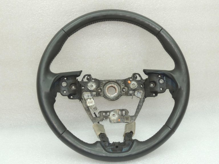Toyota Corolla E210 NRE210 ZWE211 ādas stūres sildītājs 4510202810C0