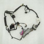 Opel Zafira C Tourer vadu kopne priekšējai kreisajai durvij YLW 13435948 13435947 OE