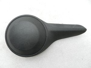 Toyota Corolla E210 oriģinālais regulējams sēdekļa atzveltnes rokturis priekšā pa kreisi 7252502280