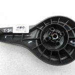 Toyota Corolla E210 oriģinālais regulējams sēdekļa atzveltnes rokturis priekšā pa kreisi 7252502280