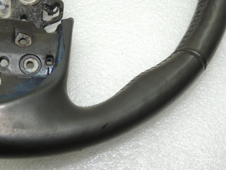 Toyota Corolla E210 NRE210 ZWE211 ādas stūres sildītājs 4510202810C0
