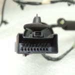 Opel Zafira C Tourer vadu kopne priekšējai kreisajai durvij YLW 13435948 13435947 OE