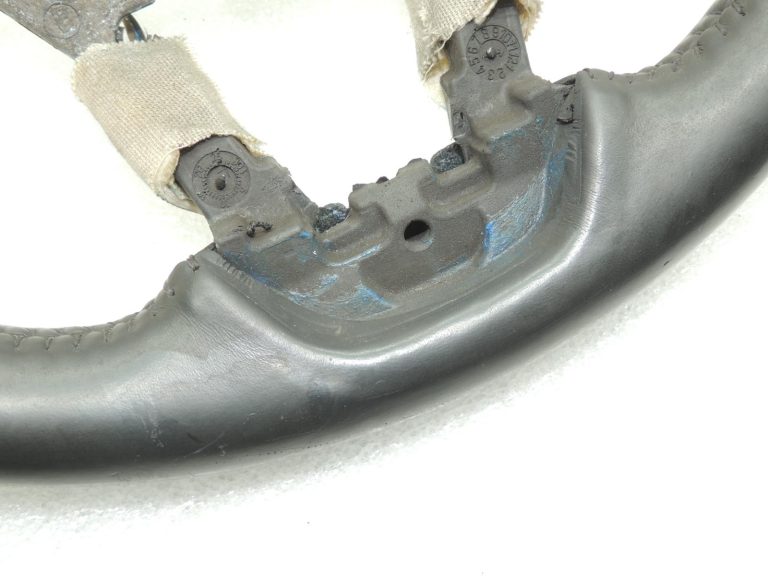 Toyota Corolla E210 NRE210 ZWE211 ādas stūres sildītājs 4510202810C0