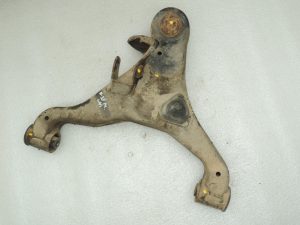 Nissan Navara D40 priekšējais labais apakšējais šķērssviras balsts 54500EB31A oriģināls OE