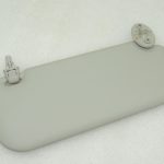 Toyota Yaris 4 XP210 saules aizsargs, kreisais, pelēks 74320K0091B0 74320-K0091-B0 OE