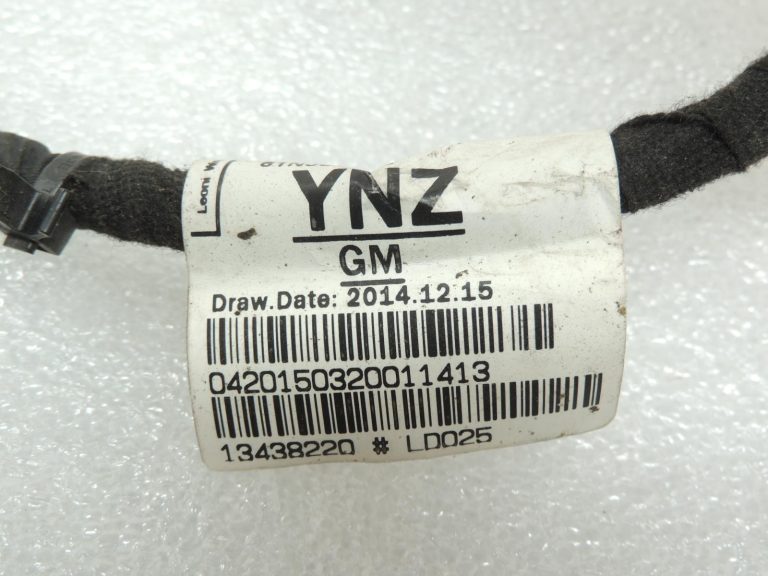 Opel Zafira C Tourer vadu kopne, aizmugurējā kreisā durvī, YNZ 13438220 13438222 OE