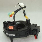 Toyota Yaris IV, Corolla, RAV4 – slīdošais gredzens, spirālveida atsperes, gaisa spilvens 8430802100 OE