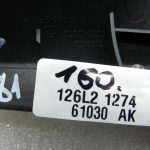 Toyota Corolla E210 oriģināls sēdekļa atzveltnes regulēšanas rokturis priekšā pa labi – BOJĀTS! 7252502270
