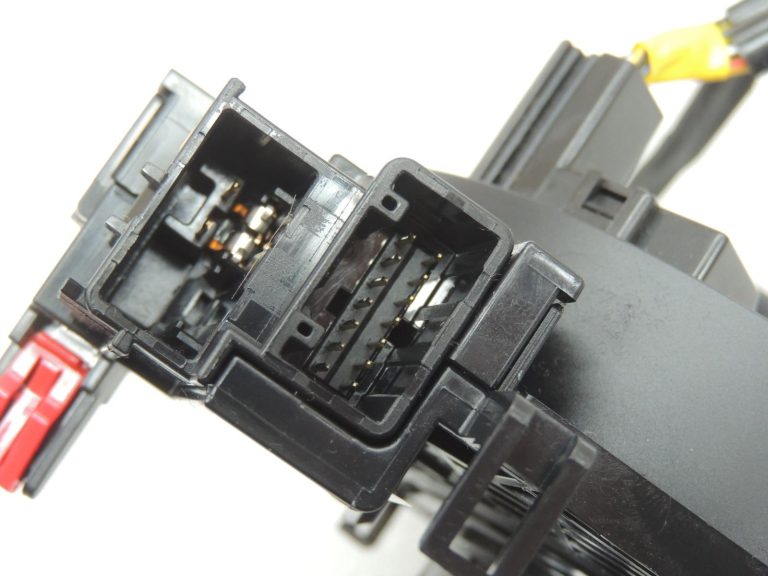 Toyota Yaris IV, Corolla, RAV4 – slīdošais gredzens, spirālveida atsperes, gaisa spilvens 8430802100 OE