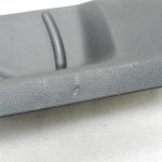 Toyota Corolla E210 oriģinālā apdare, priekšējā labā sēdekļa ārējā daļa 7181102750