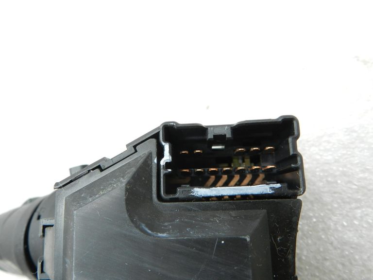 Nissan oriģinālais stikla tīrītāju slēdzis 25260AV775
