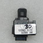 Toyota Corolla E210 oriģinālais ārējā spoguļa slēdzis 8487202470