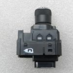 Toyota Corolla E210 oriģinālais ārējā spoguļa slēdzis 8487202470