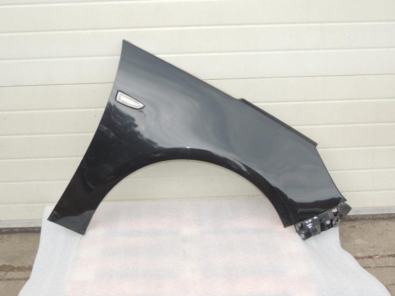 Opel Zafira C Tourer priekšējais labais spārns, melns, GAR 13355188, OE