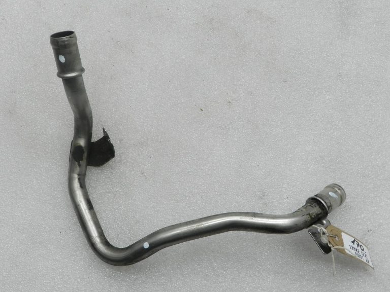 Nissan Navara II D40 3.0 dCi oriģinālā kartera ventilācijas caurule 1183500Q0B