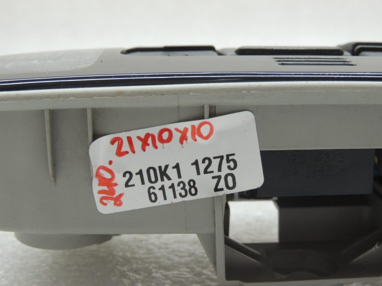 Toyota Yaris IV MXPA11 salona apgaismojums, priekšējā lasīšanas lampa, oriģināls OE