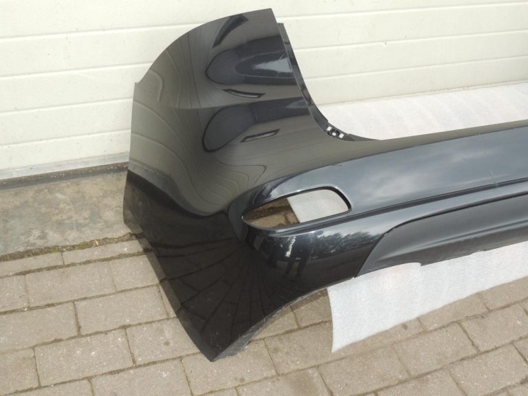 Opel Zafira C Tourer aizmugurējais bampers, melns, GAR 13354138 13359862 OE
