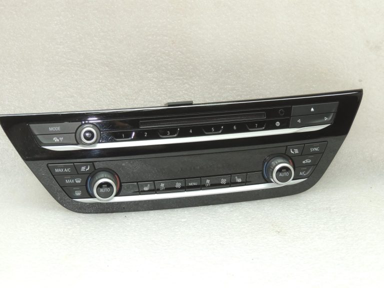 BMW 520d G30 gaisa kondicionēšanas vadības bloks, vadības pults, radio AC 61315A4A4E5, oriģināls