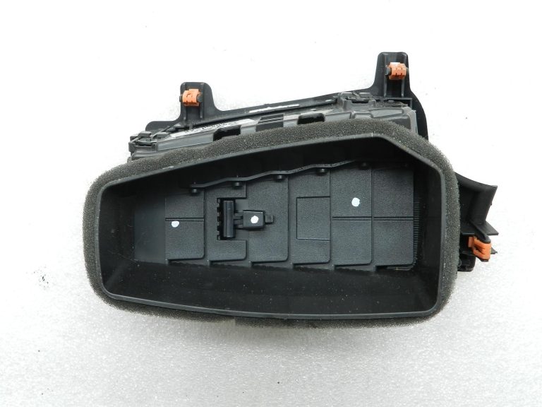 Toyota Corolla E210 oriģinālā gaisa sprausla priekšā pa kreisi 5565002850