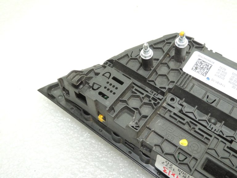 BMW 520d G30 gaisa kondicionēšanas vadības bloks, vadības pults, radio AC 61315A4A4E5, oriģināls