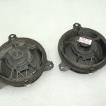 2x „Toyota Yaris IV“ aizmugurējie skaļruņi, komplekts 8616002B80 86160-02B80, oriģinālie OE
