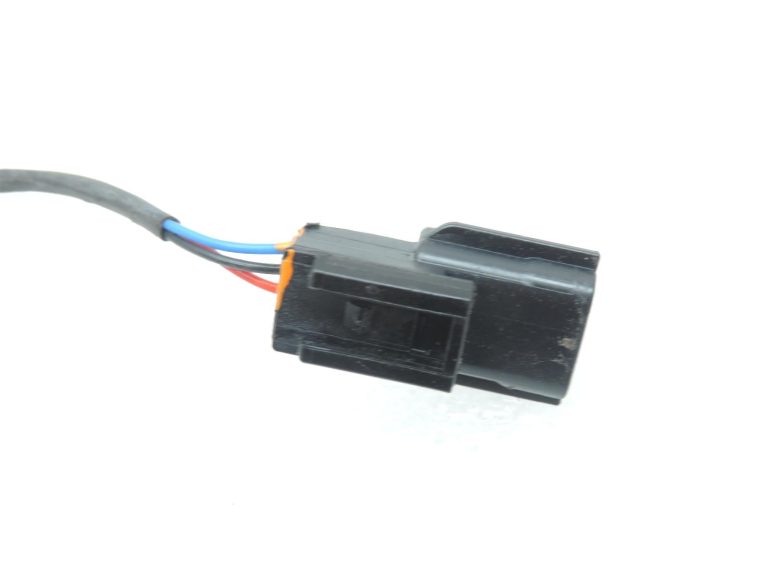 Nissan Navara II D40 3.0DCi V6 V9X degvielas filtra sensors 164005X21B sensors