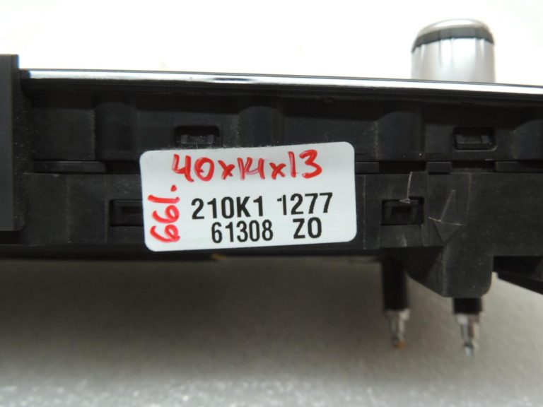 BMW 520d G30 gaisa kondicionēšanas vadības bloks, vadības pults, radio AC 61315A4A4E5, oriģināls