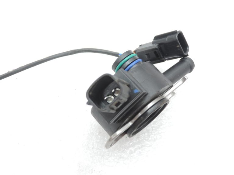 Nissan Navara II D40 3.0DCi V6 V9X degvielas filtra sensors 164005X21B sensors