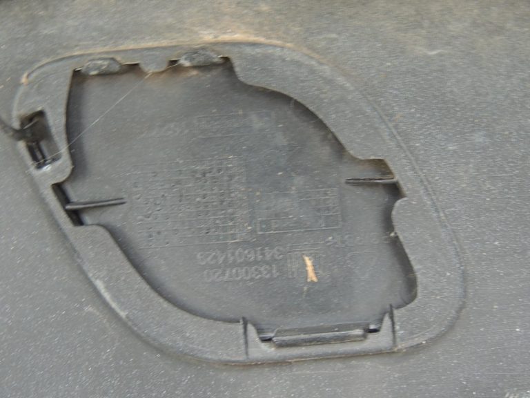 Opel Zafira C Tourer aizmugurējais bampers, melns, GAR 13354138 13359862 OE