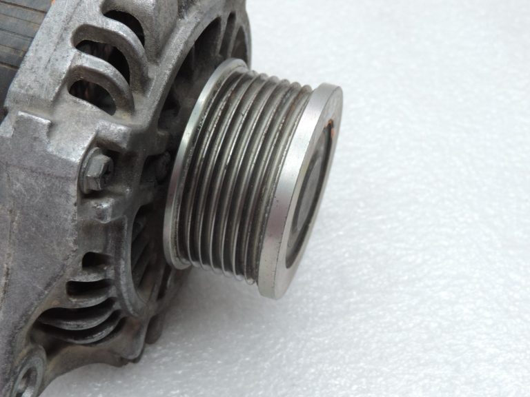 Nissan Navara II D40 3.0DCi V6 V9X Alternators 150A 231005X21A Alternators