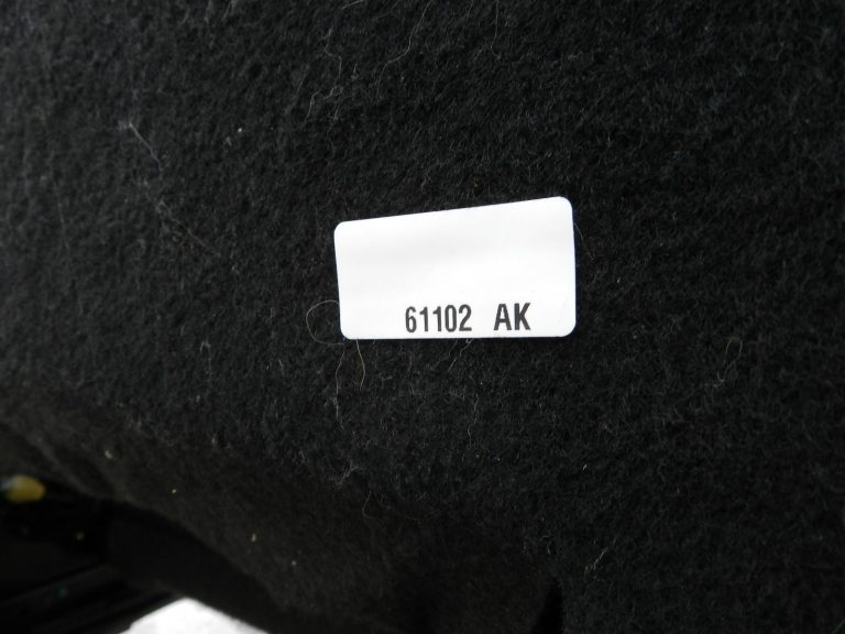 Opel Zafira C oriģinālais aizmugurējais labais salokāmais sēdeklis ar ISOFIX